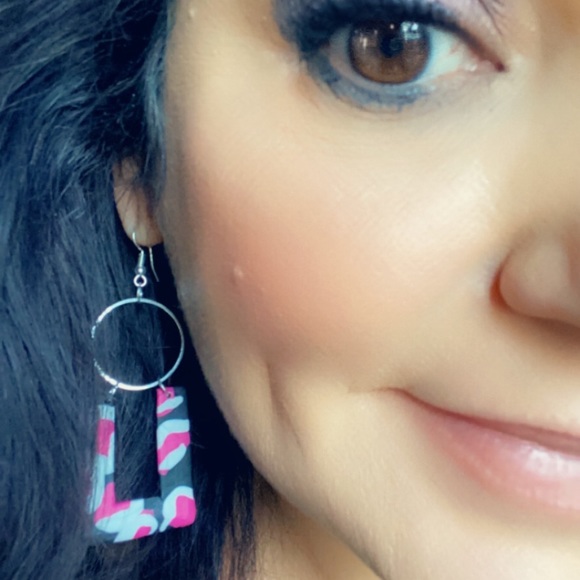 Meet your Posher, Mariann - Picture 1 of 2